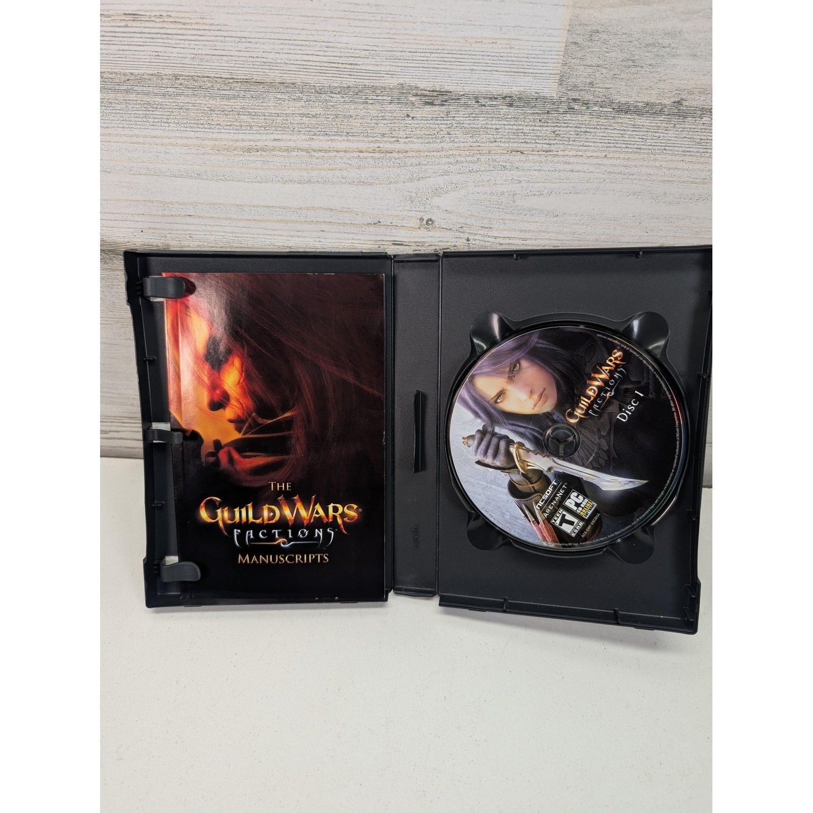 Guild Wars Factions PC Game NCsoft NTSC-U/C Discs Manual Case