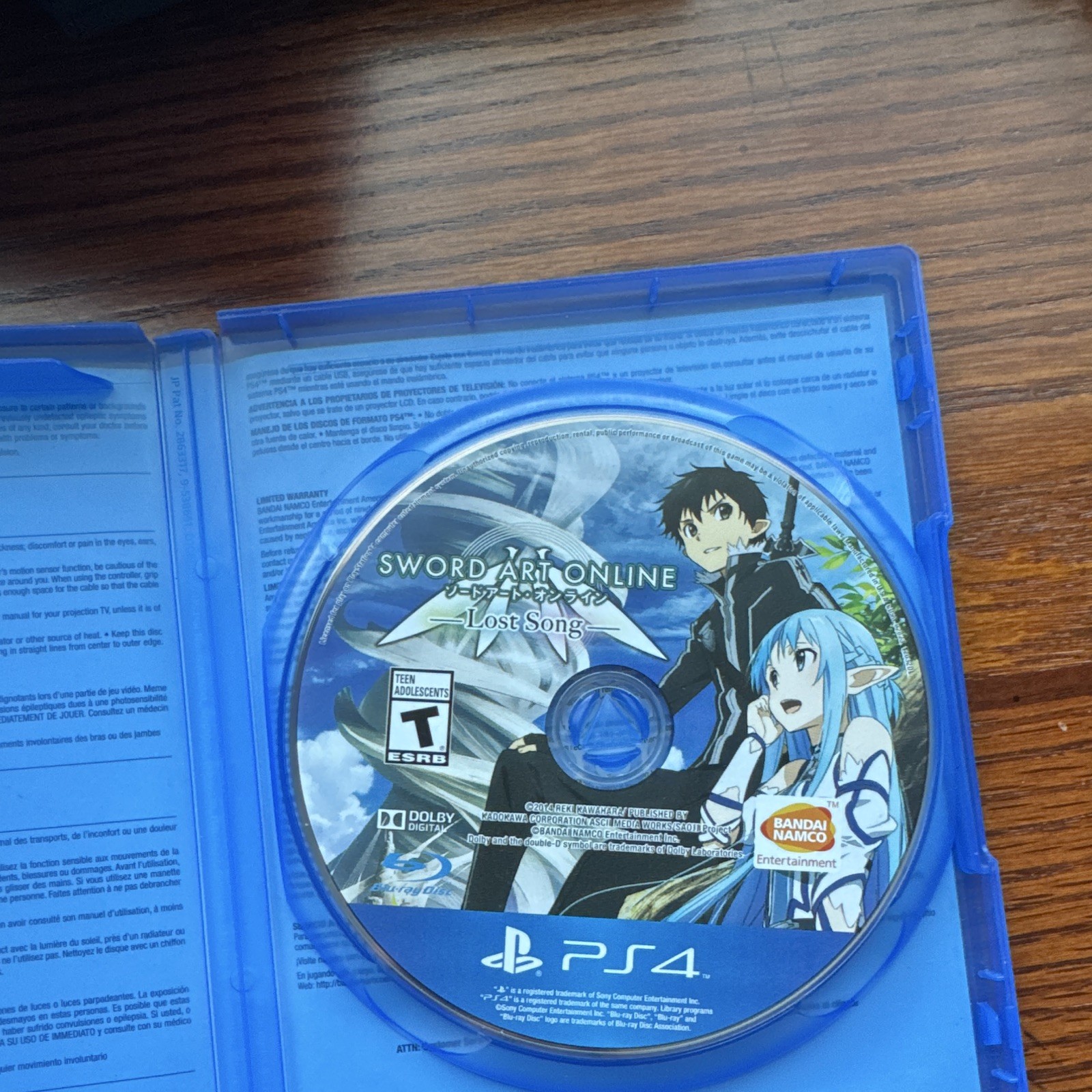 BANDAI NAMCO Sword Art Online: Lost Song PS4 Disc & Case, MP/Online, T