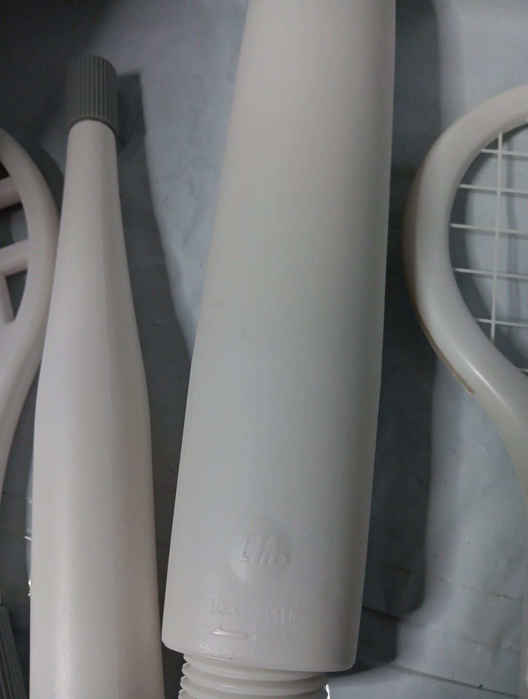 Nintendo Wii sports accessories , 2Tennis Rocket,& Golf