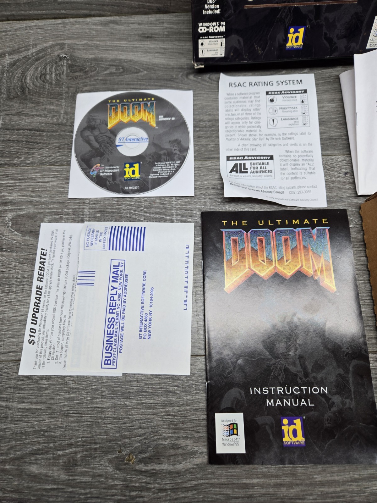 The Ultimate Doom PC Big Box Windows 95 CD-ROM No Poster Clean Disc