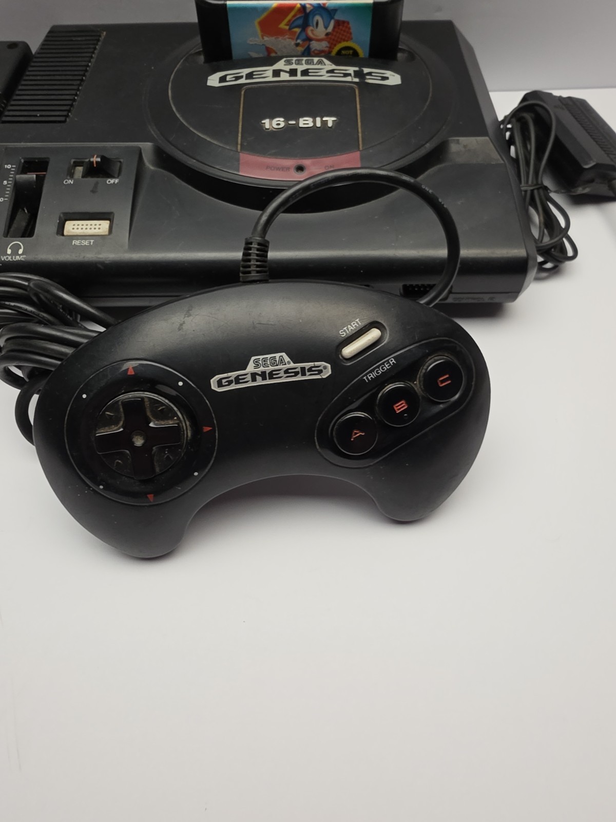 Sega Genesis Model 1 16 Bit 1601 Console Controller Power AV Sonic 2 Bundle