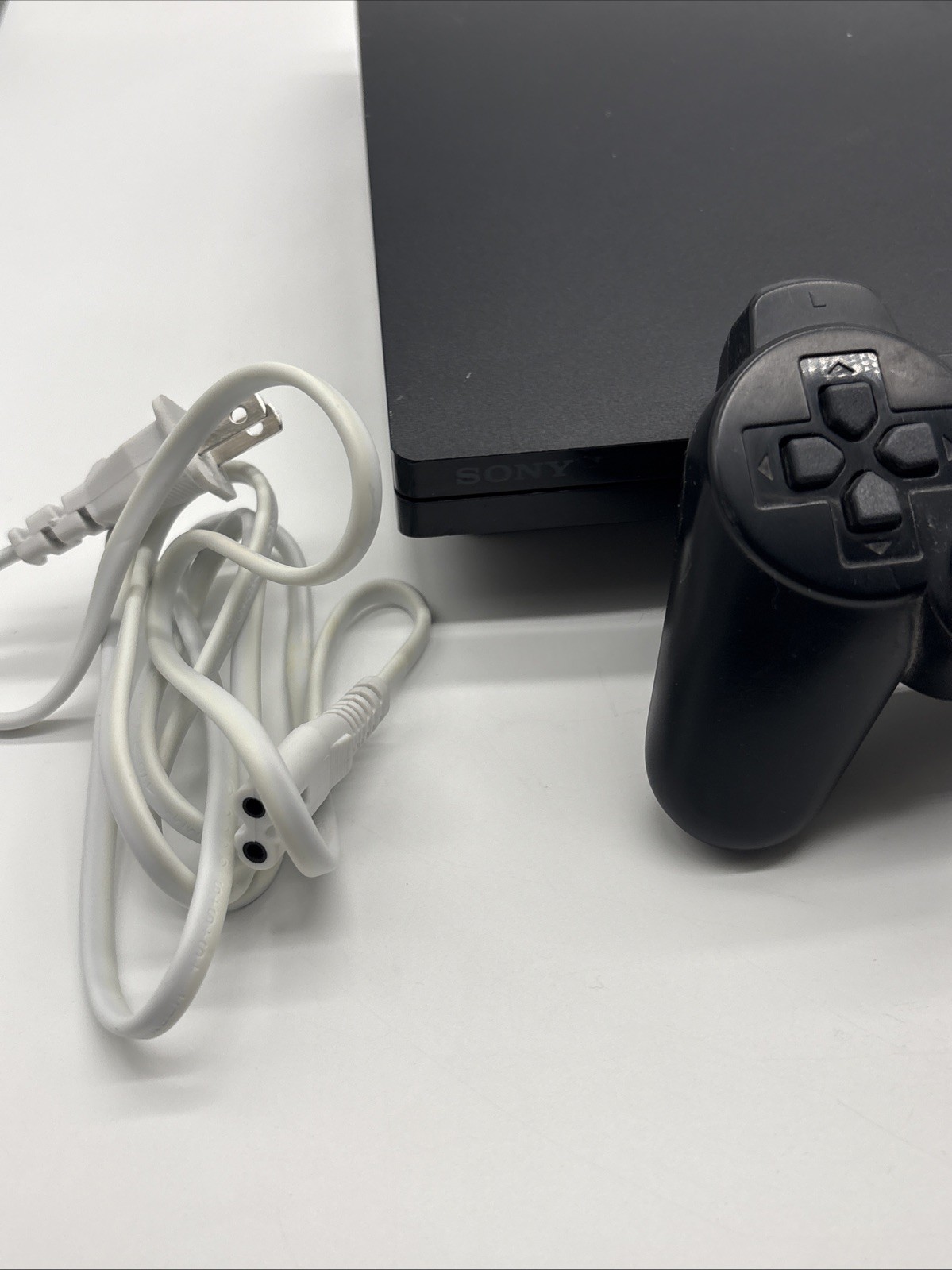 Sony PlayStation3 Slim Console(CECH-2001A) Low Firm(4.78) & GAEMS G155 Monitor