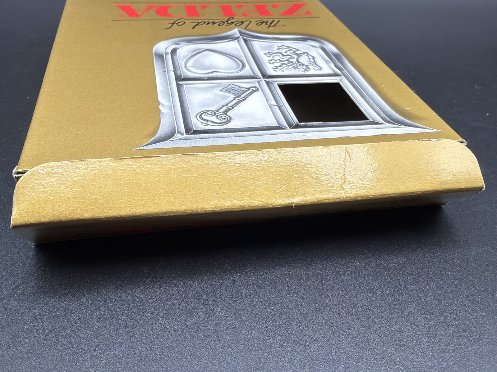 The Legend Of Zelda Oval Seal Box Original Nintendo Entertainment System NES CIB