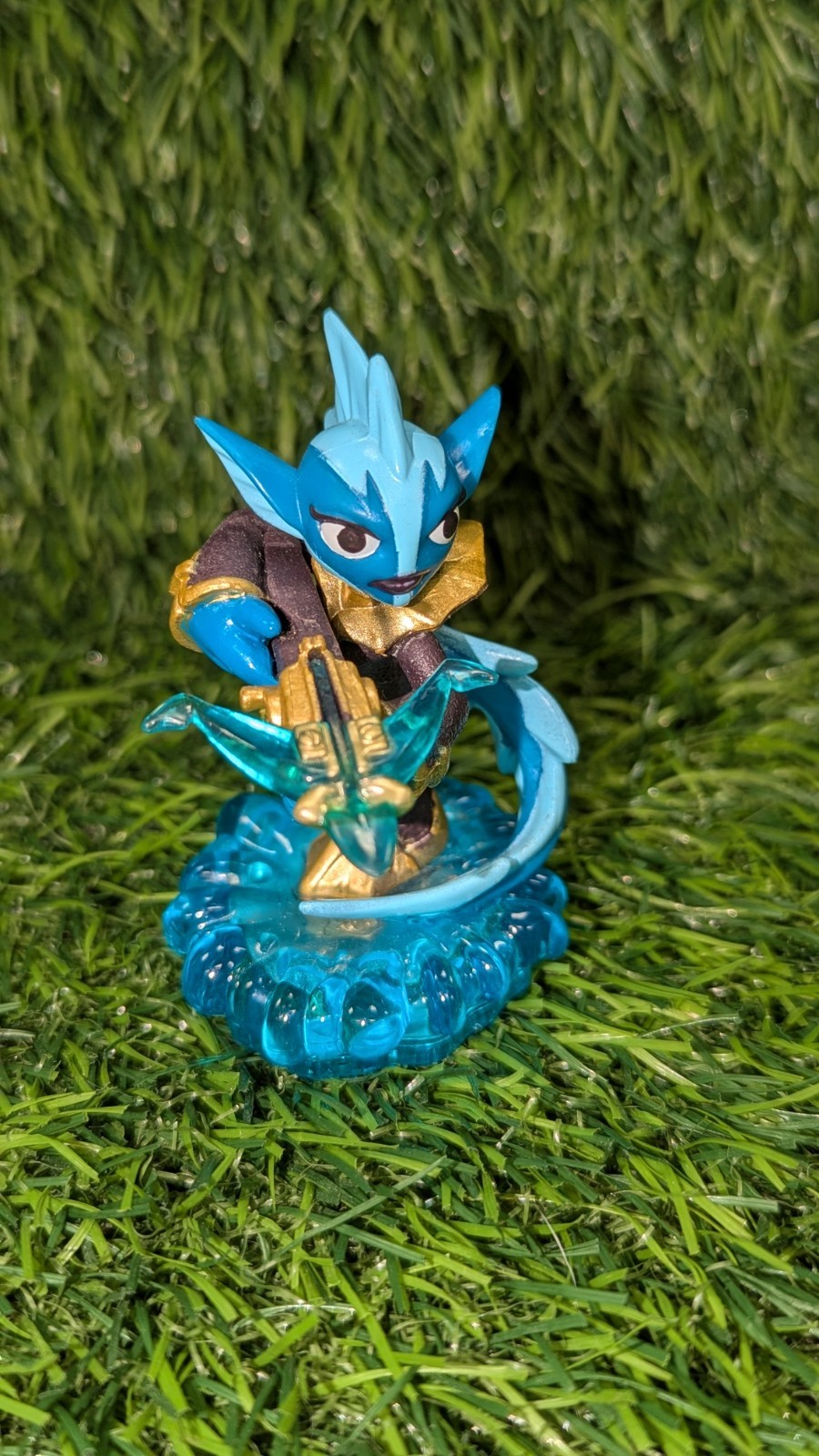 Punk Shock Skylanders Swap Force Figure