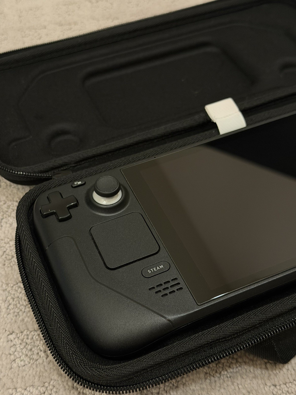 Valve Steam Deck 1 TB (LCD) Handheld System Black Wi-Fi USB-C w/ Case + 512GB SD