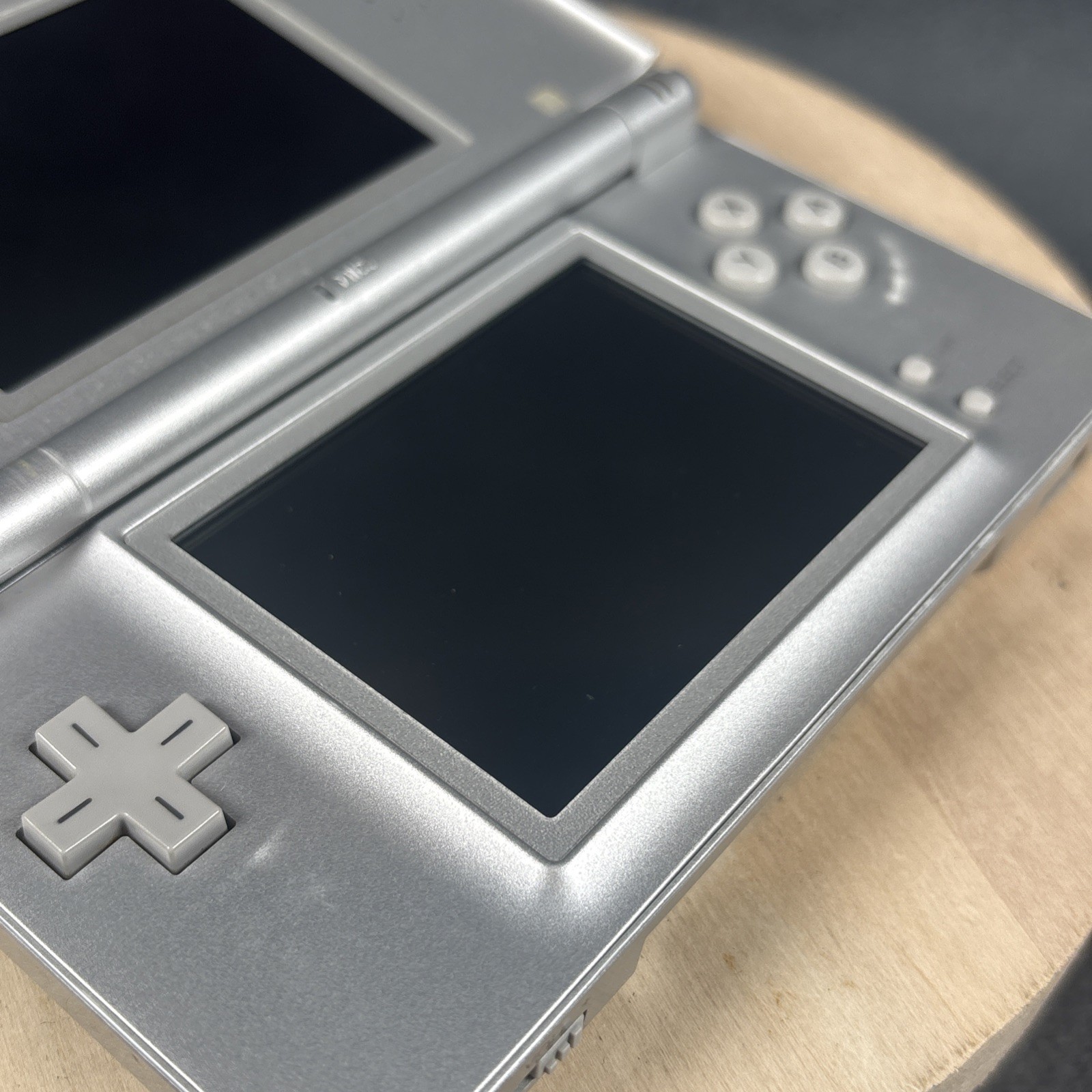 Nintendo DS Lite Silver Console USG-001 w/ Charger & Game – Working, with Defect