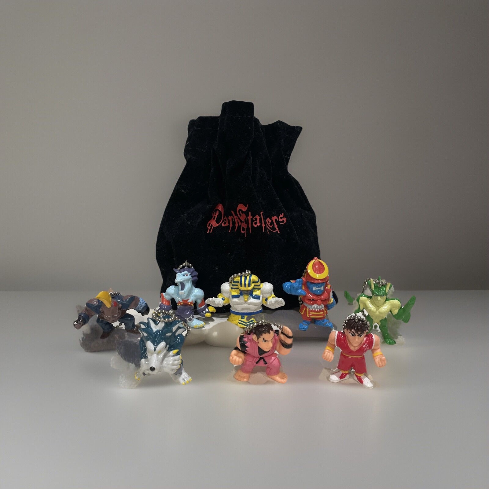 CAPCOM DARKSTALKERS E3 1994 PROMOTIONAL POUCH w/8 VINYL FIGURES 1 1/2” RARE VTG