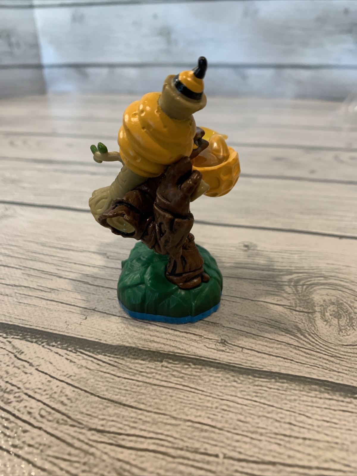 Bumble Blast Figure Activision Skylanders Swap Force #84786888 Blue Base Loose