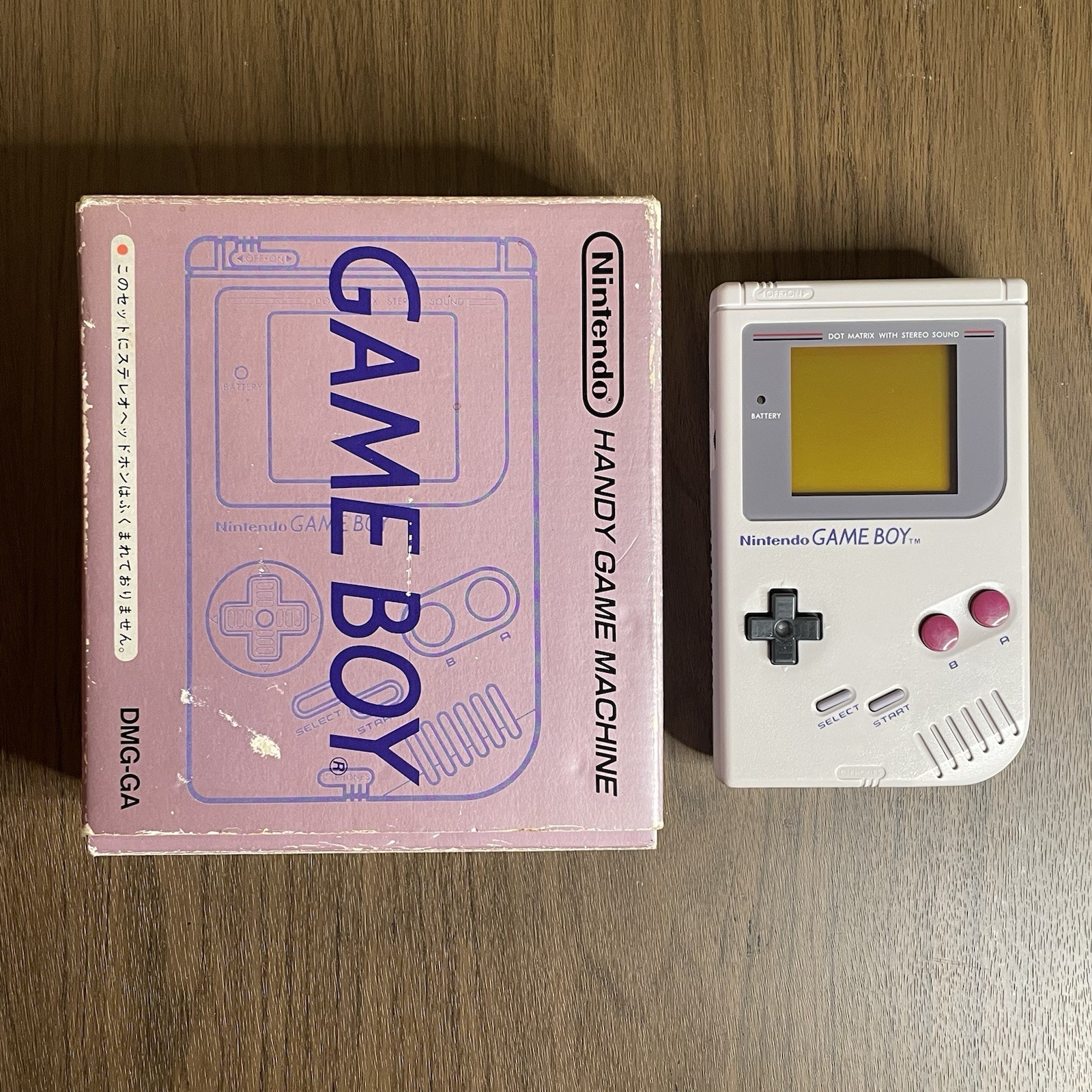 Original Nintendo GameBoy DMG-01 Handheld Console Gray CIB Complete In Box