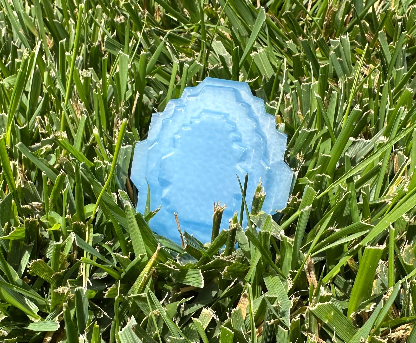Six Ice Blue Diamonds Inspired by Popular Mining and Crafting Video Games