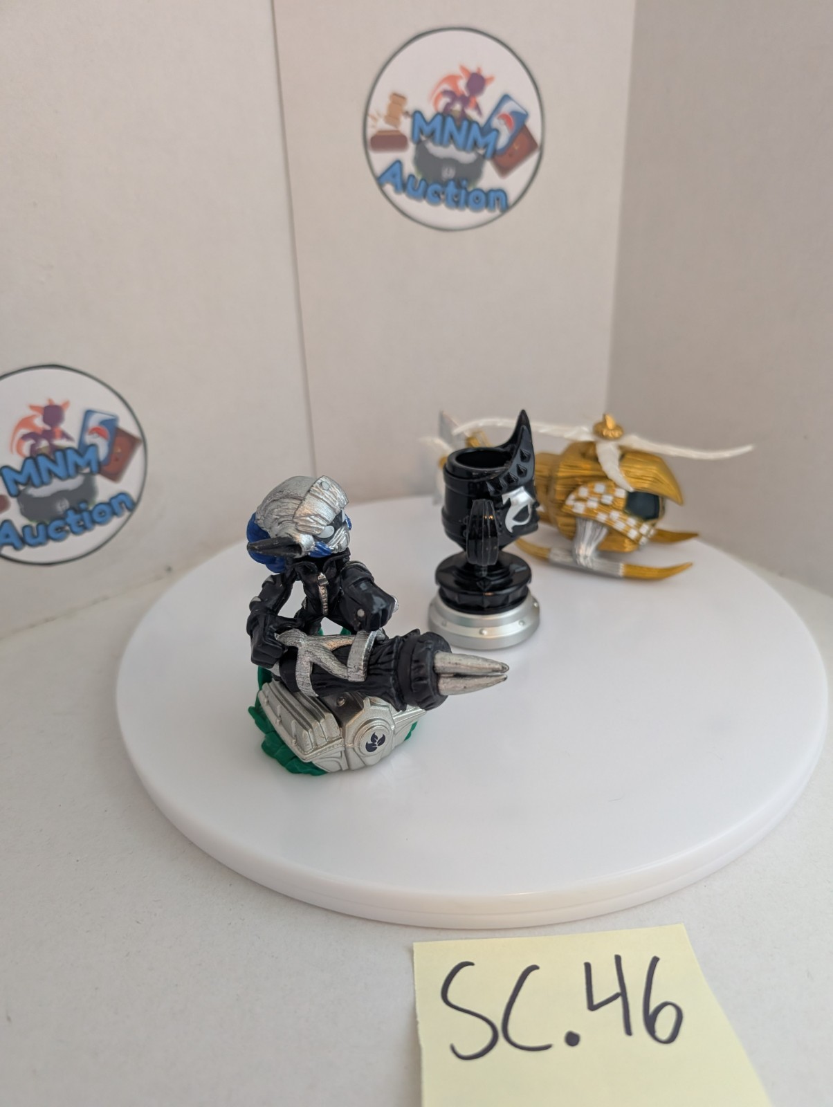 Skylanders Supercharges Rare Dark Stealth Elf Nitro Stealth Stinger Kaos Trophy