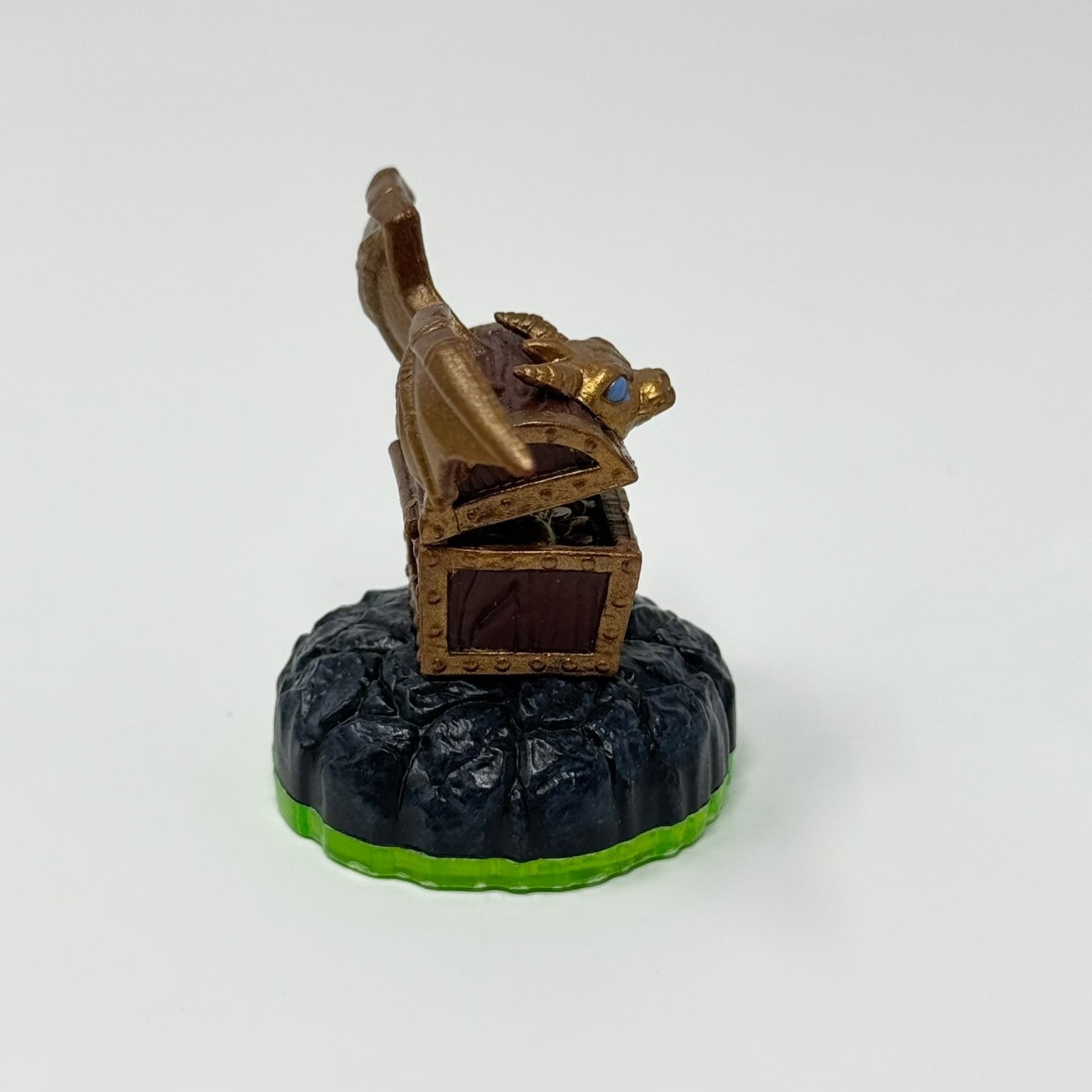 Activision Skylanders Spryo’s Adventure Hidden Treasure Chest Magic Item