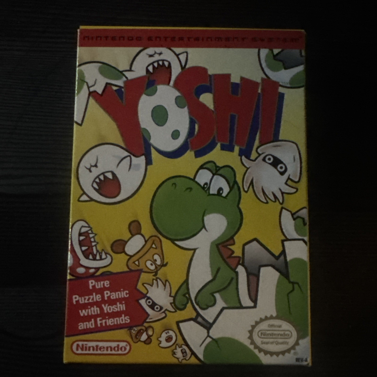 oval seal Yoshi complete in box nintendo nes mario game factory NM