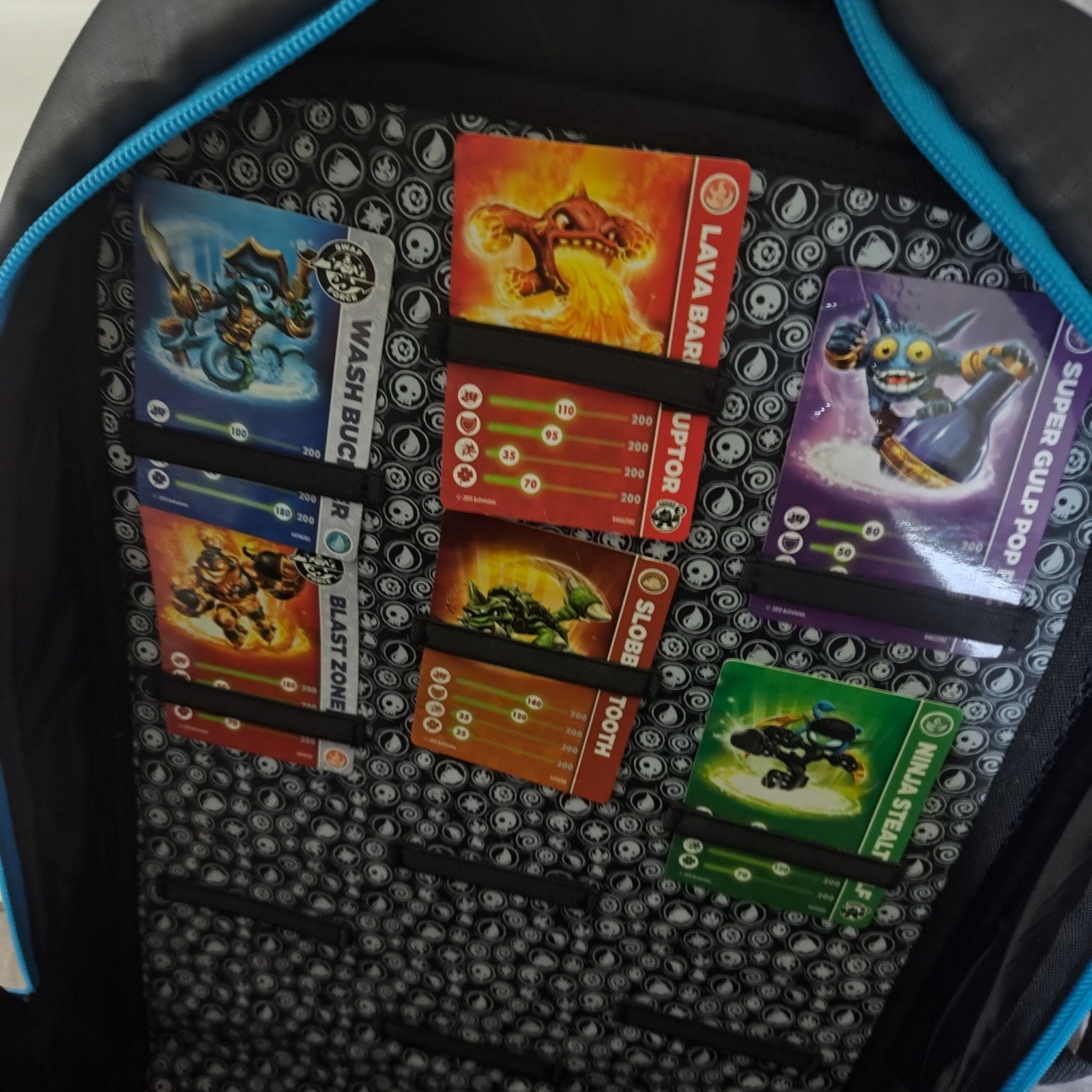 Skylanders Giants Carry CaseBack Pack Bag Figures Ignitor Pop Fizz Lot Of 6