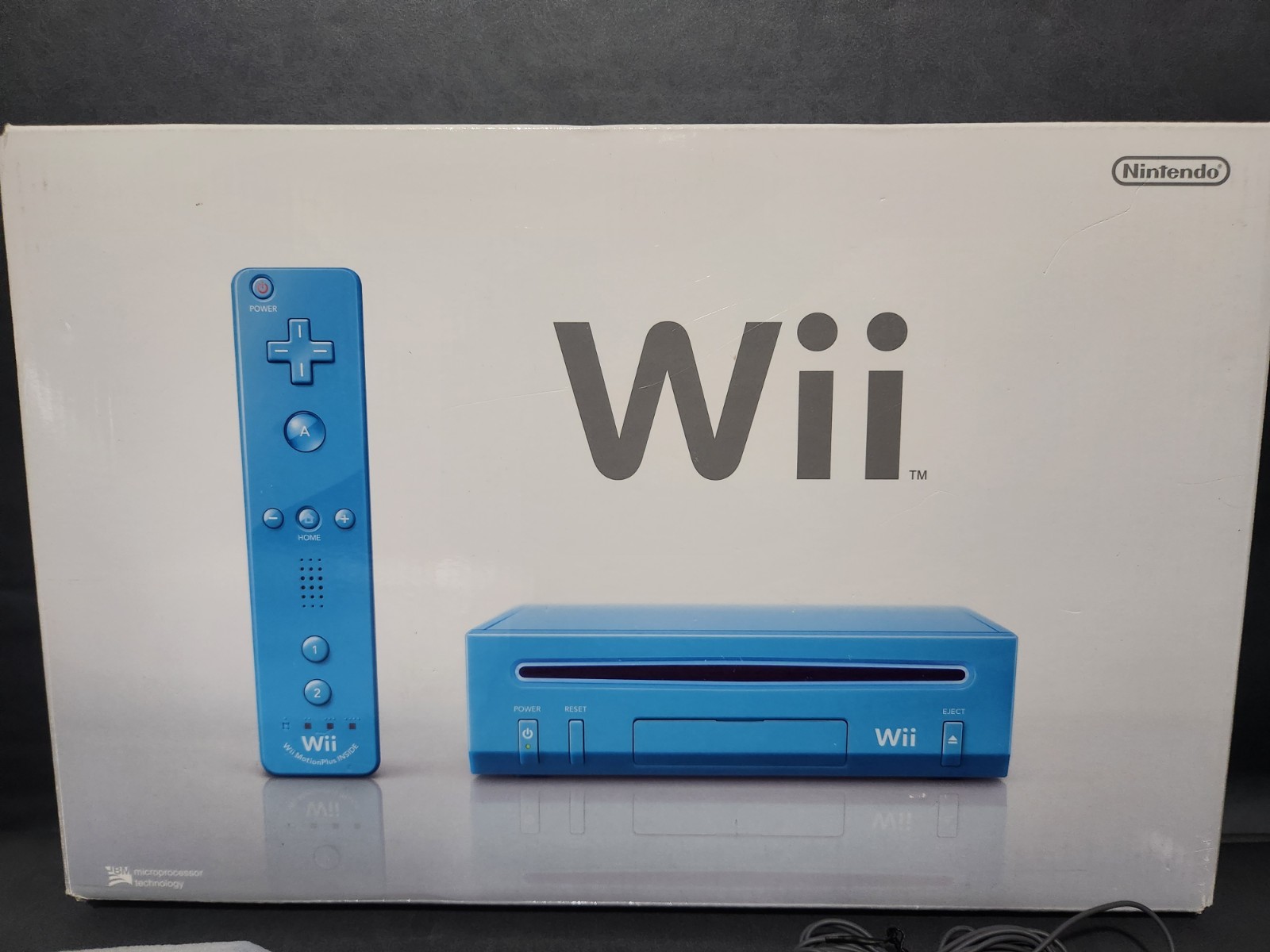 Nintendo Wii Limited Edition Blue Console In Original Box w/Wii Sports Disc