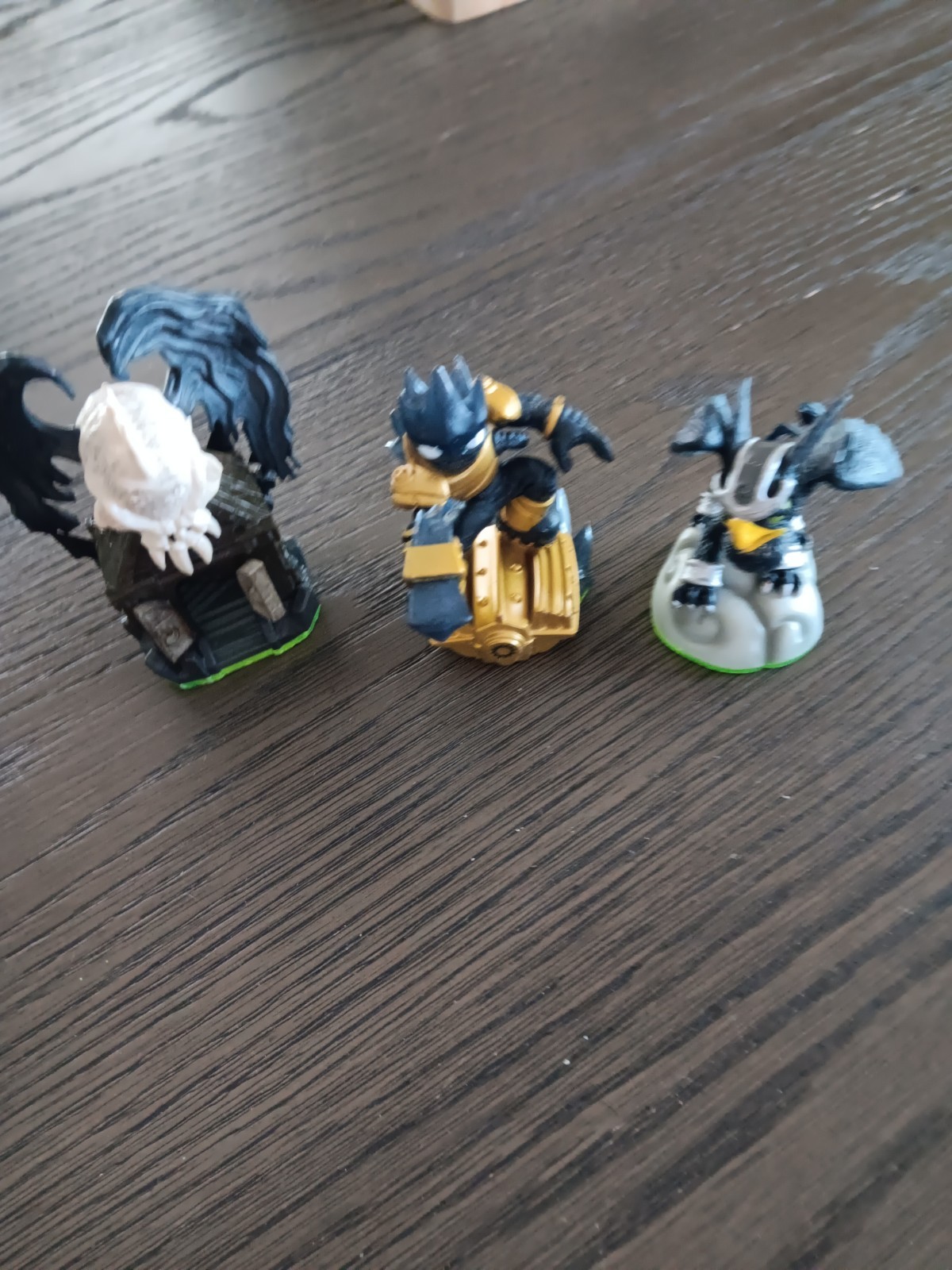 Skylander Darklight Crypt- Astroblast- Sonic Boom