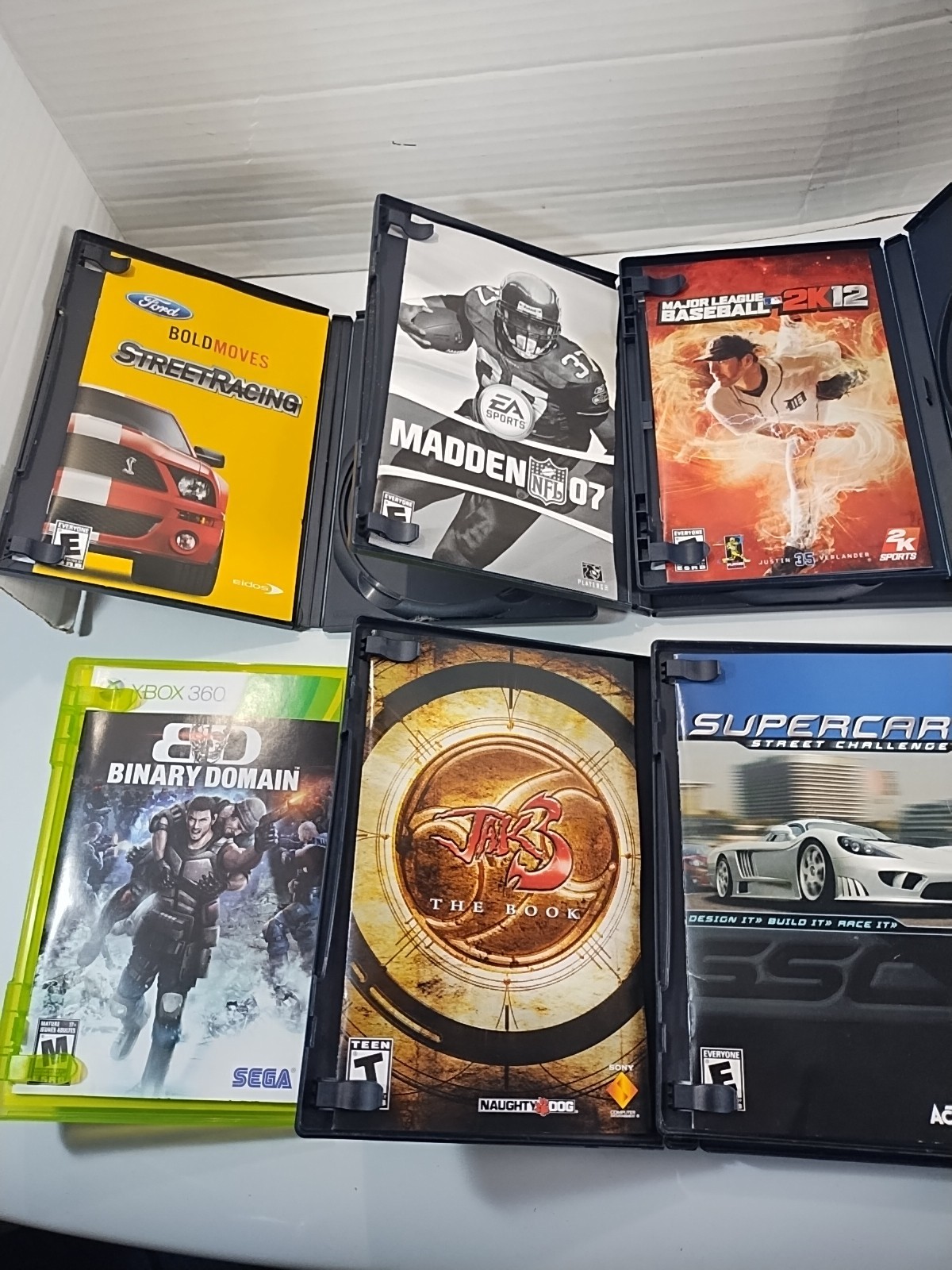 Assorted Lot of 40 Empty Game Cases & Manuals ~ Xbox PlayStation Nintendo Wii