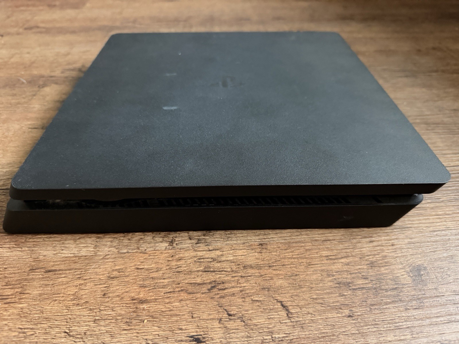 Sony PlayStation 4 500gb Jet Black Console With Two Controllers and 2k 23