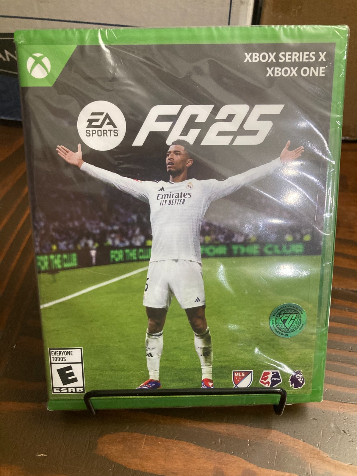 EA Sports FC25 Sealed Video Game Xbox Series X / Xbox One