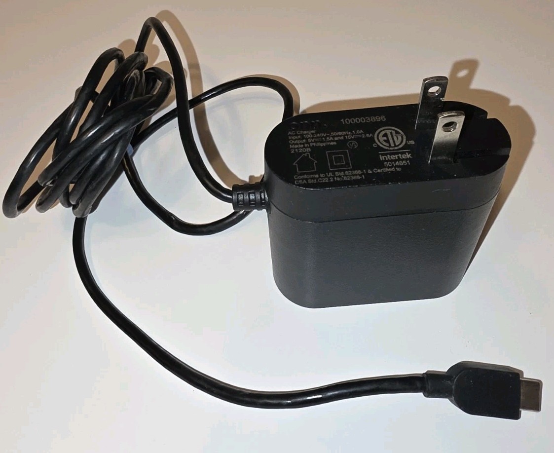 Game Onn AC Adapter for Nintendo Switch and Switch Lite With TV MODE 5v-15v