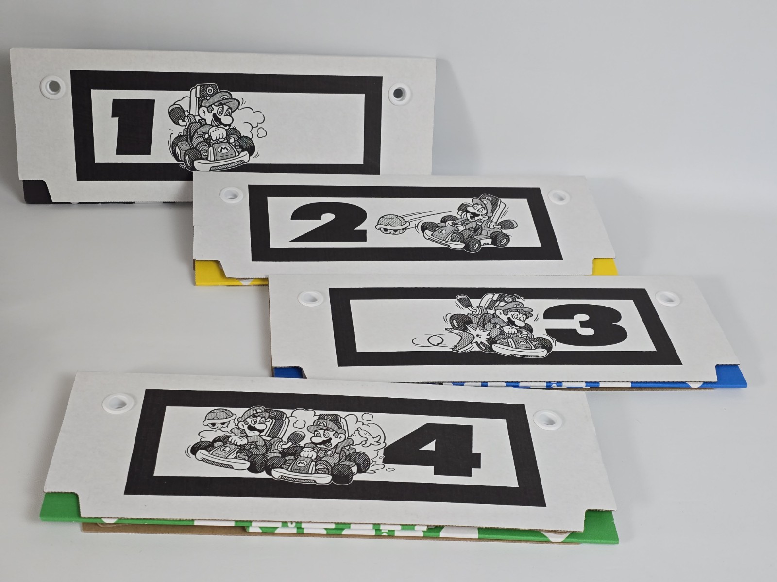 Mario Kart Live: Home Circuit Cardboard Tracks Only (Nintendo Switch, 2020) 1-4