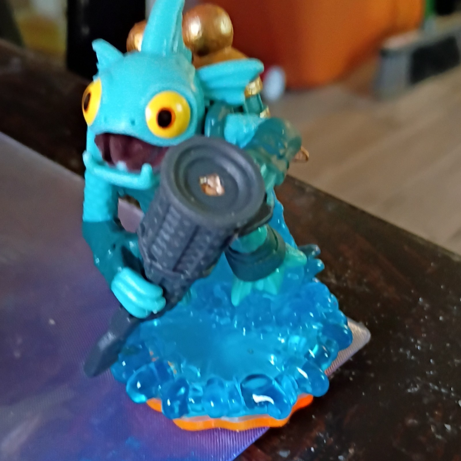Skylanders Gill Grunt Translucent Character Figure Orange Base E3129 (2011)