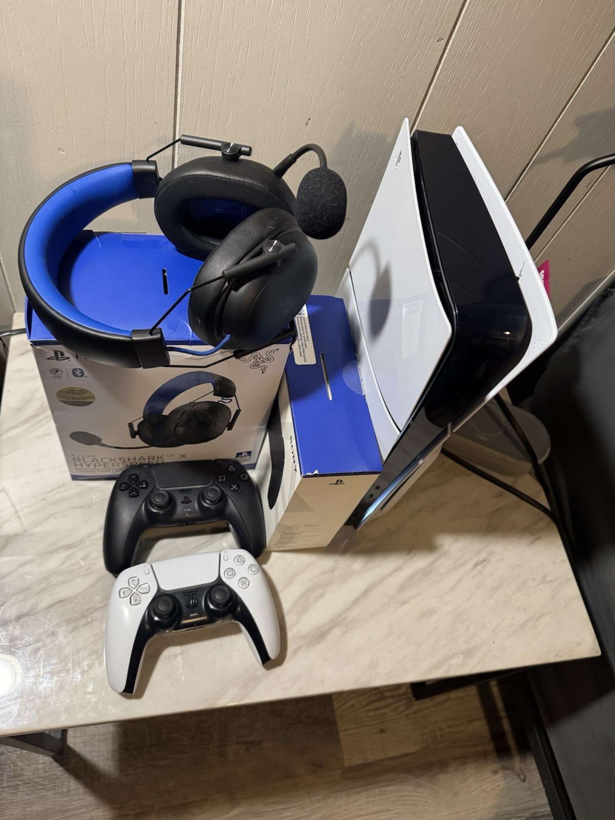 Sony PlayStation 5 Slim 1TB Disc Edition CFI-2015 Bundle 2 Controllers Razer Hea