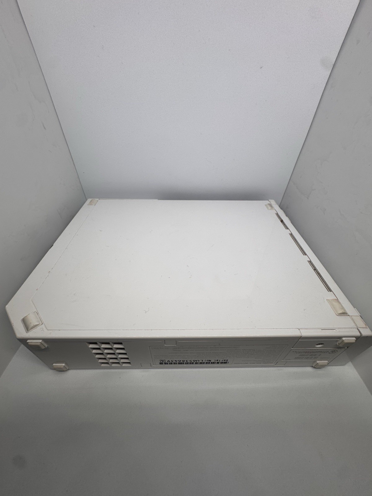Nintendo Wii RVL-001 512 MB Home Console – White