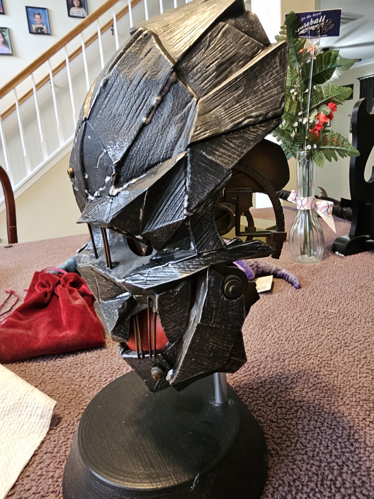 Dishonored 2 PS4 Collectors Edition Mask & Stand OnlyDishonored 2 PS4 Collectors