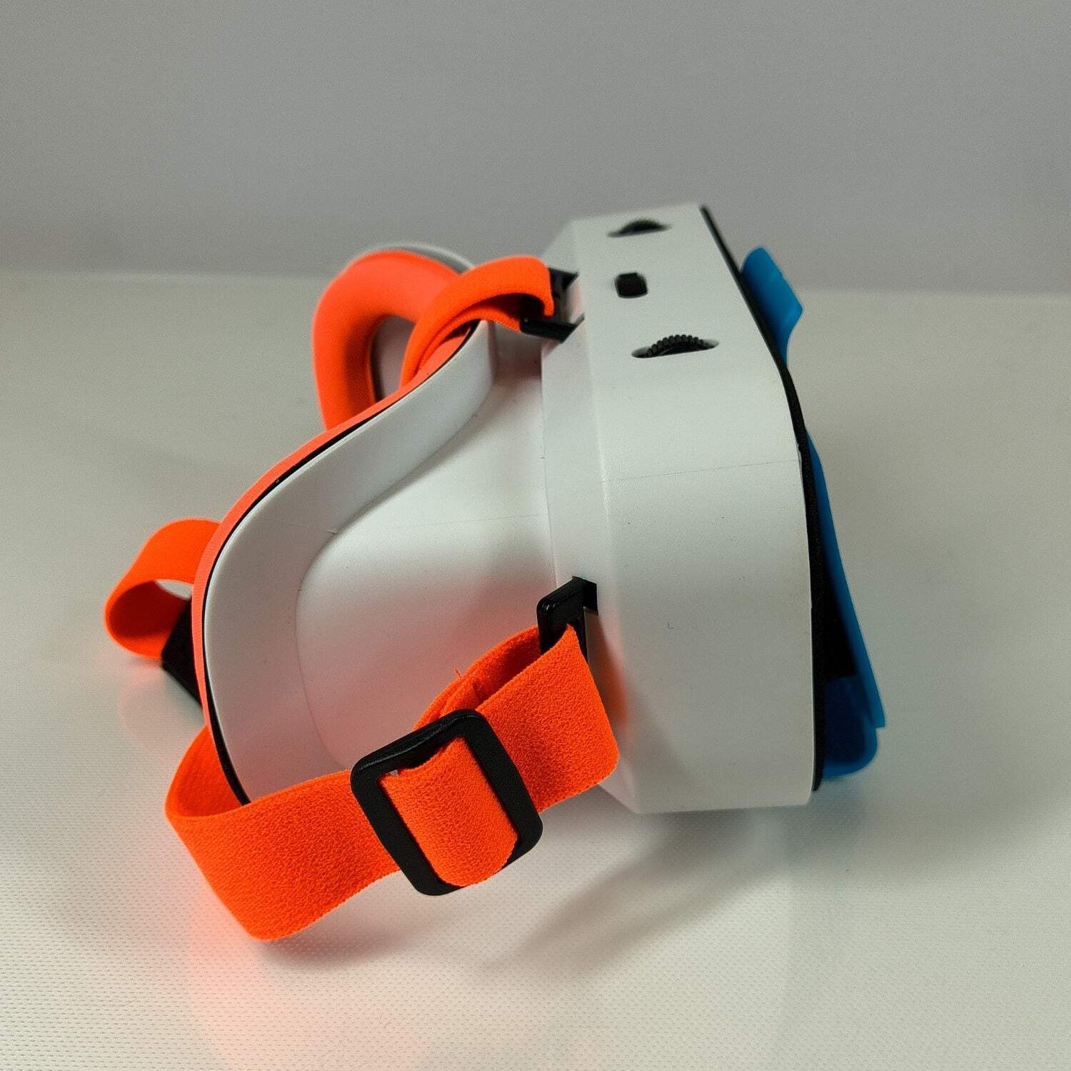 Devaso VR Goggles for Nintendo Switch Blue/White/Orange