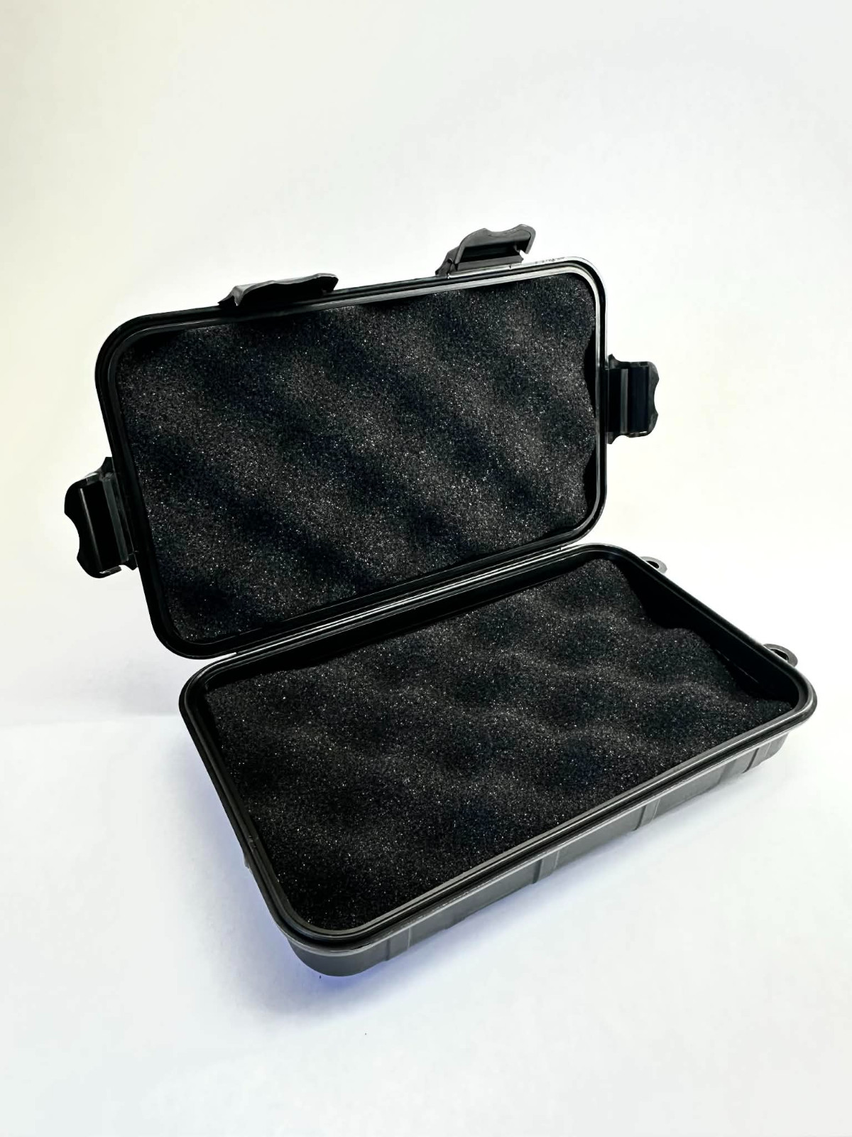 Universal Hard Shell Case – 8″ x 4.5″ Internal – Protective Storage for Pokémon