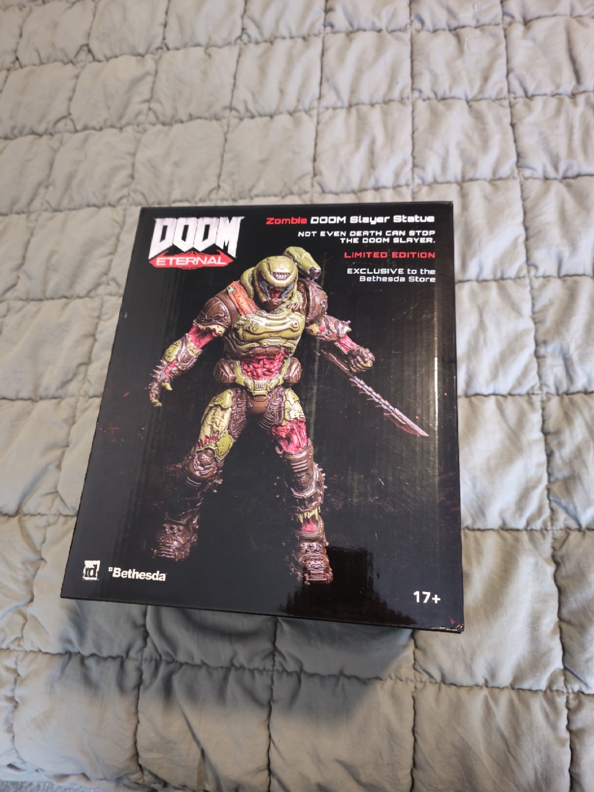 Bethesda Limited Edition Zombie DOOM Slayer Statue DOOM Eternal Polyresin