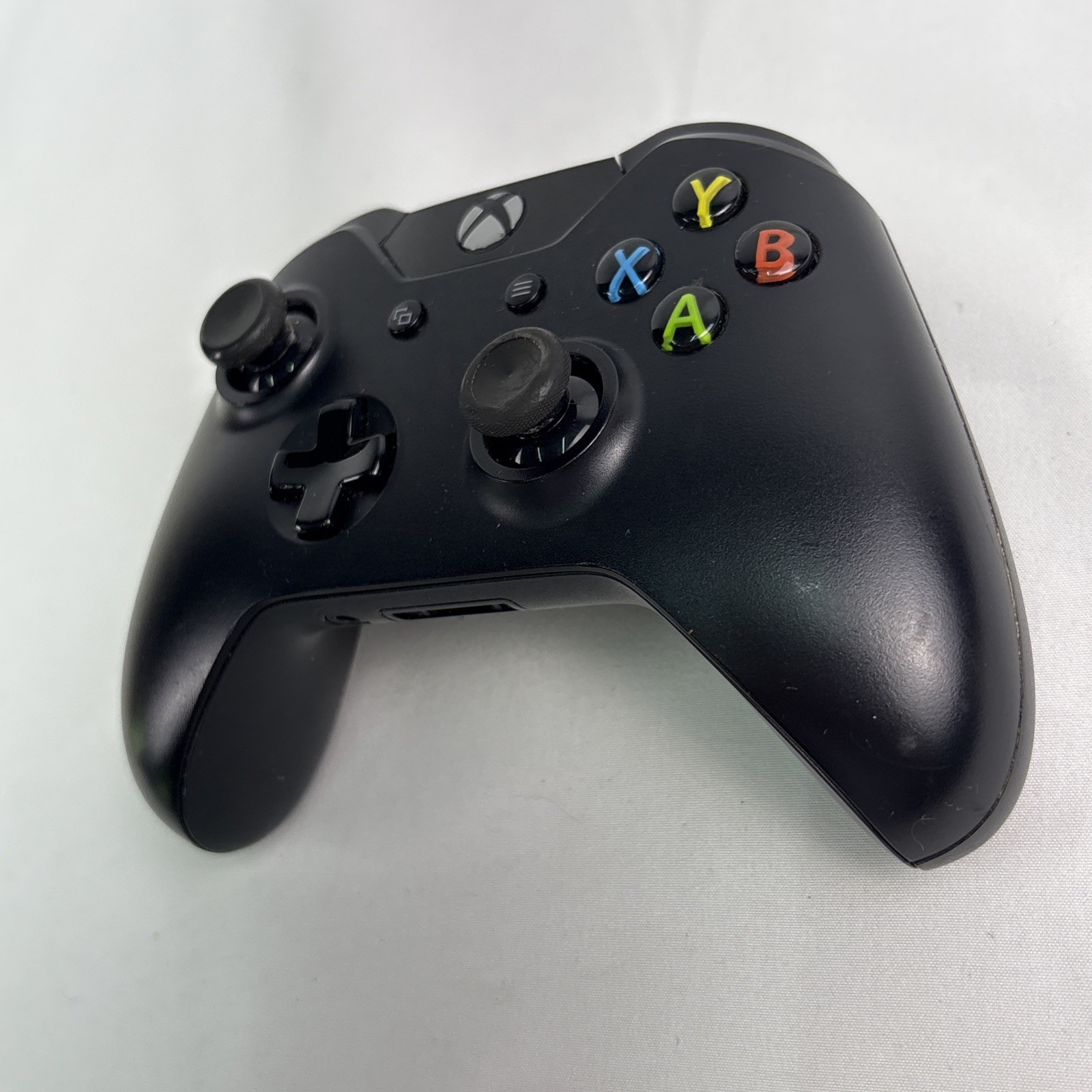 Microsoft 1537 Xbox One Wireless Controller NO CHARGER/BATTERIES