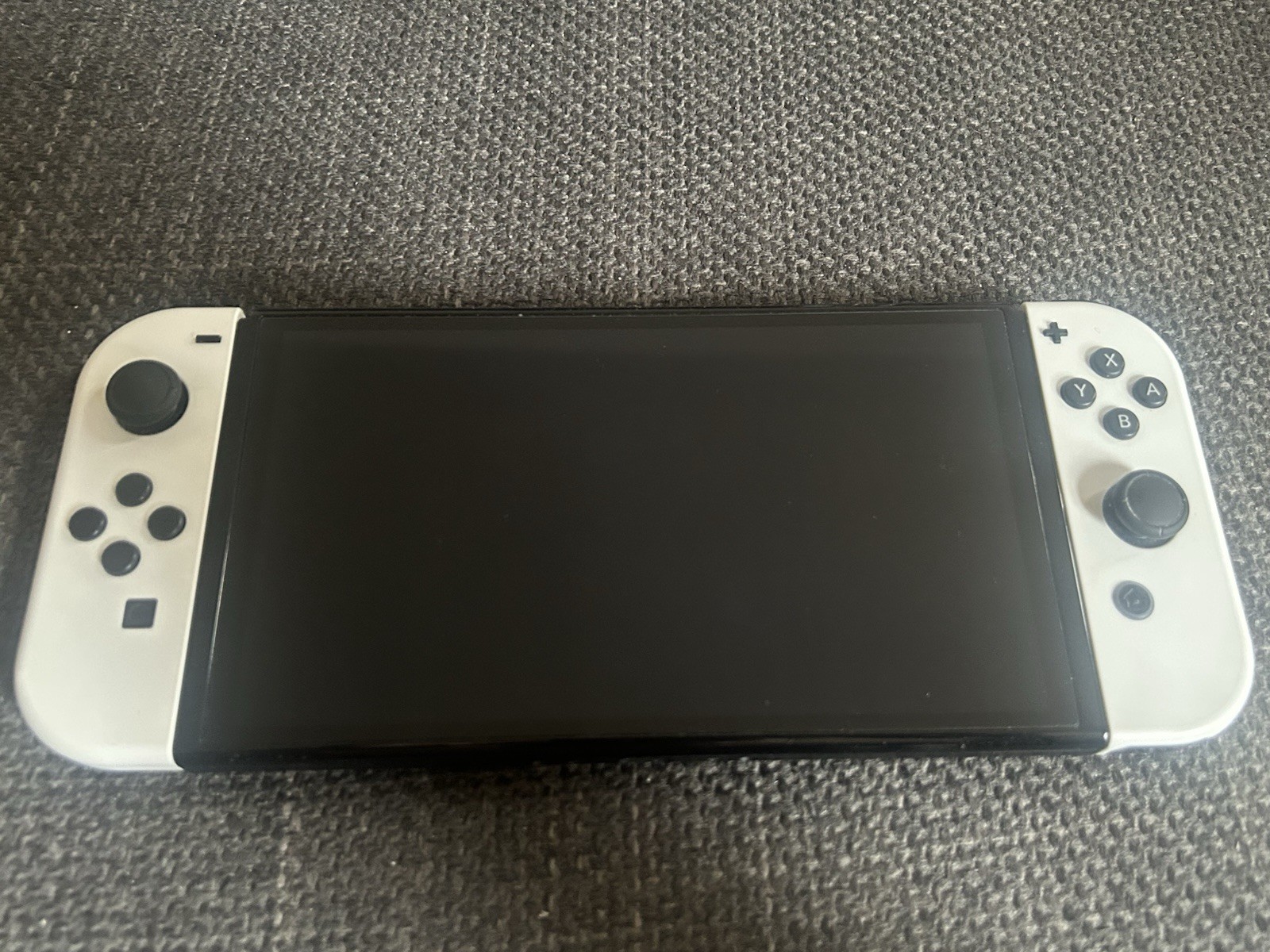 Nintendo Switch OLED – Excellent condition, Complete in Box