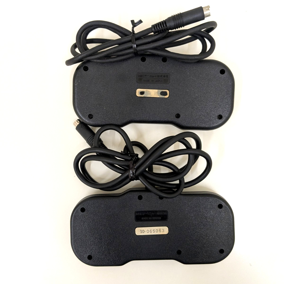 Set of 2 PC Engine 6 button Controller Avenue Pad 6 PCE HE system Control Pad #2