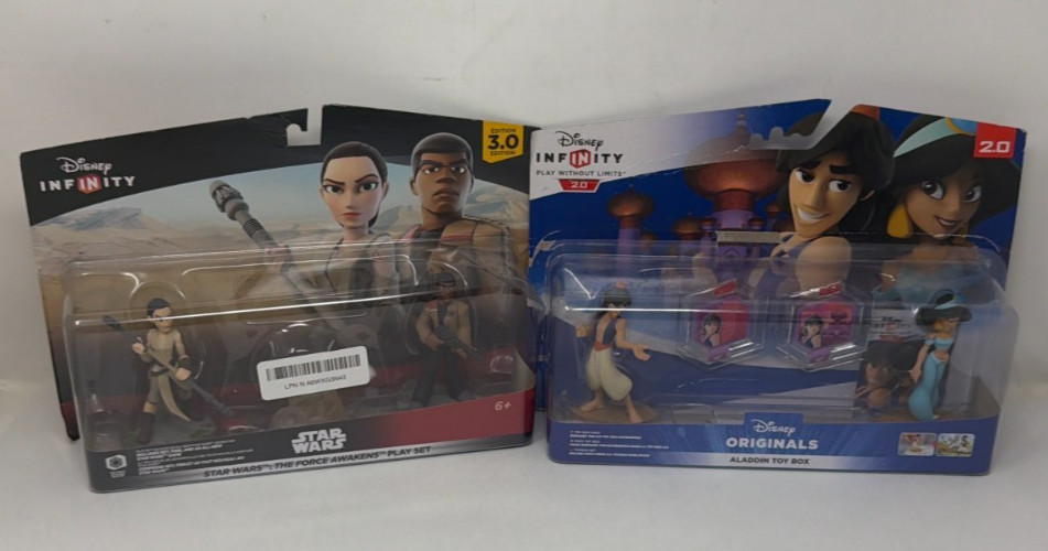 Disney Infinity Marvel Super Heroes 2.0 Edition Starter Wii U LOT *READ*