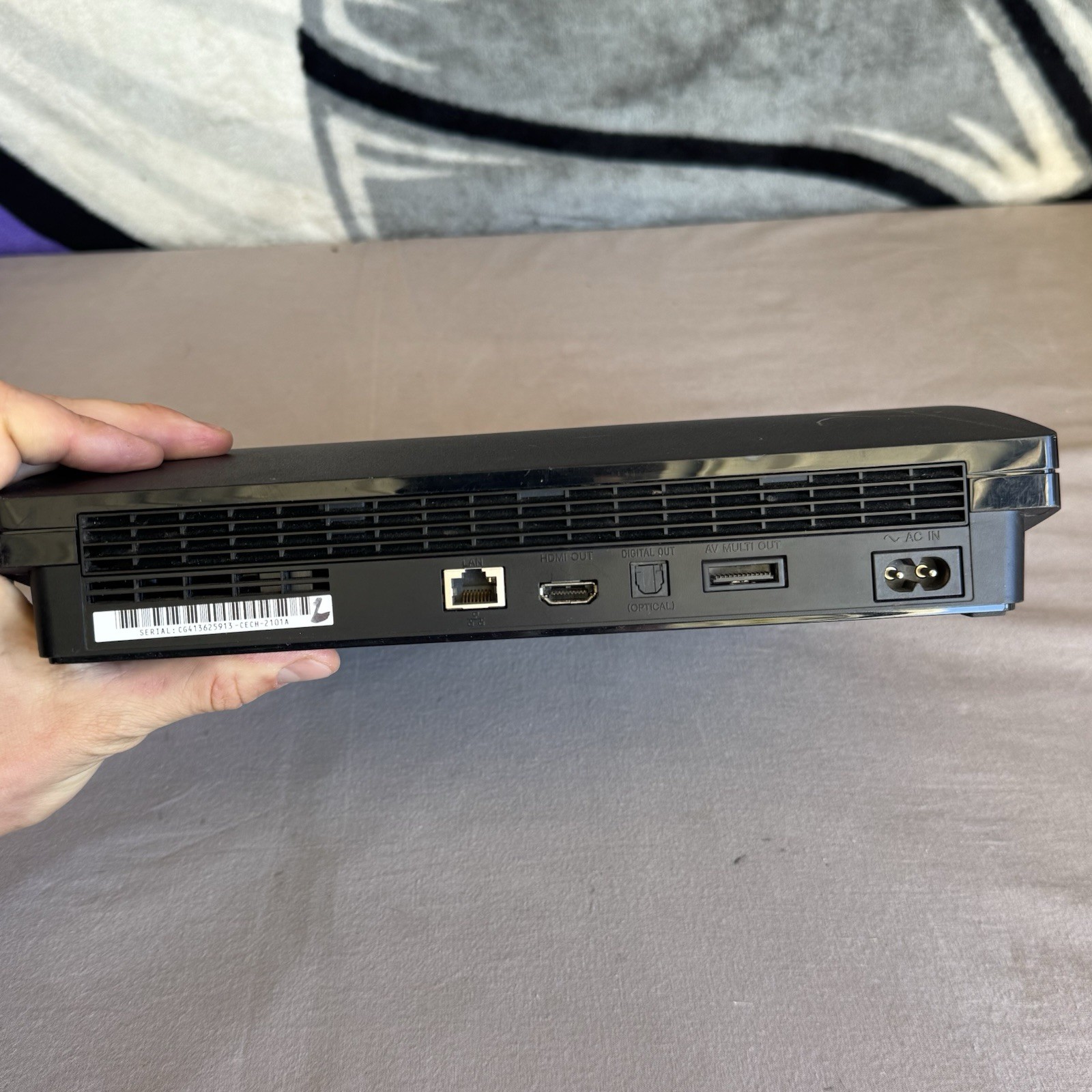 Sony PlayStation 3 Console Blu-Ray NTSC-U/C Black
