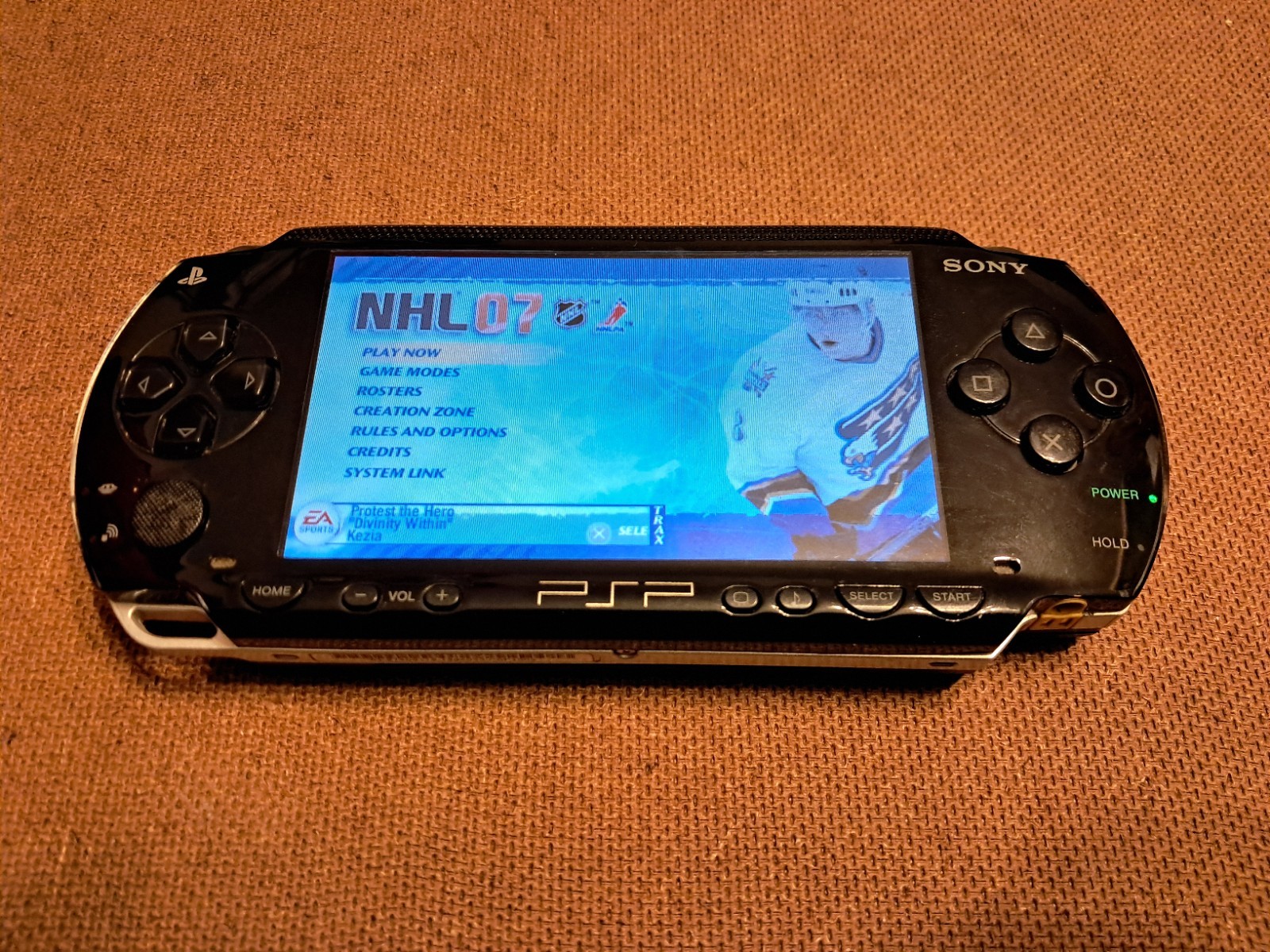 Sony Psp 1003 (Final Fantasy, Tony Hawk, NHL, Need For Speed) Psp 1000, 1001