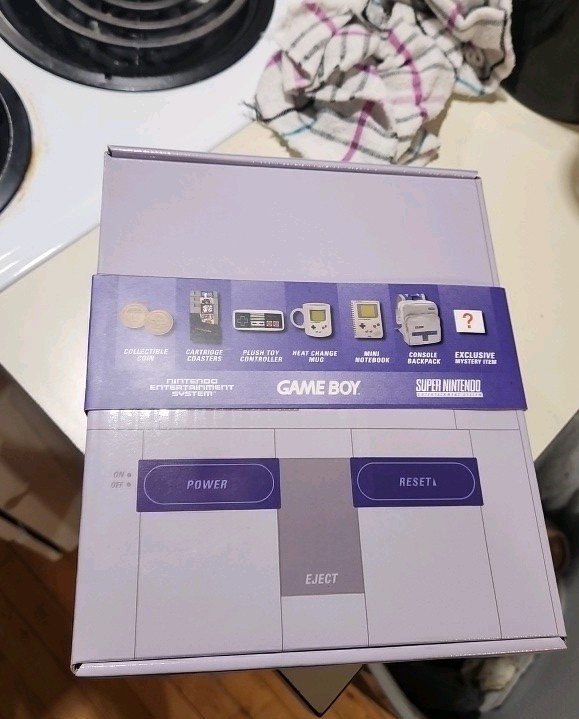CULTURE FLY SUPER NINTENDO SNES GAMEBOY COLLECTORS BOX / PACK 2017 *BOX ONLY*