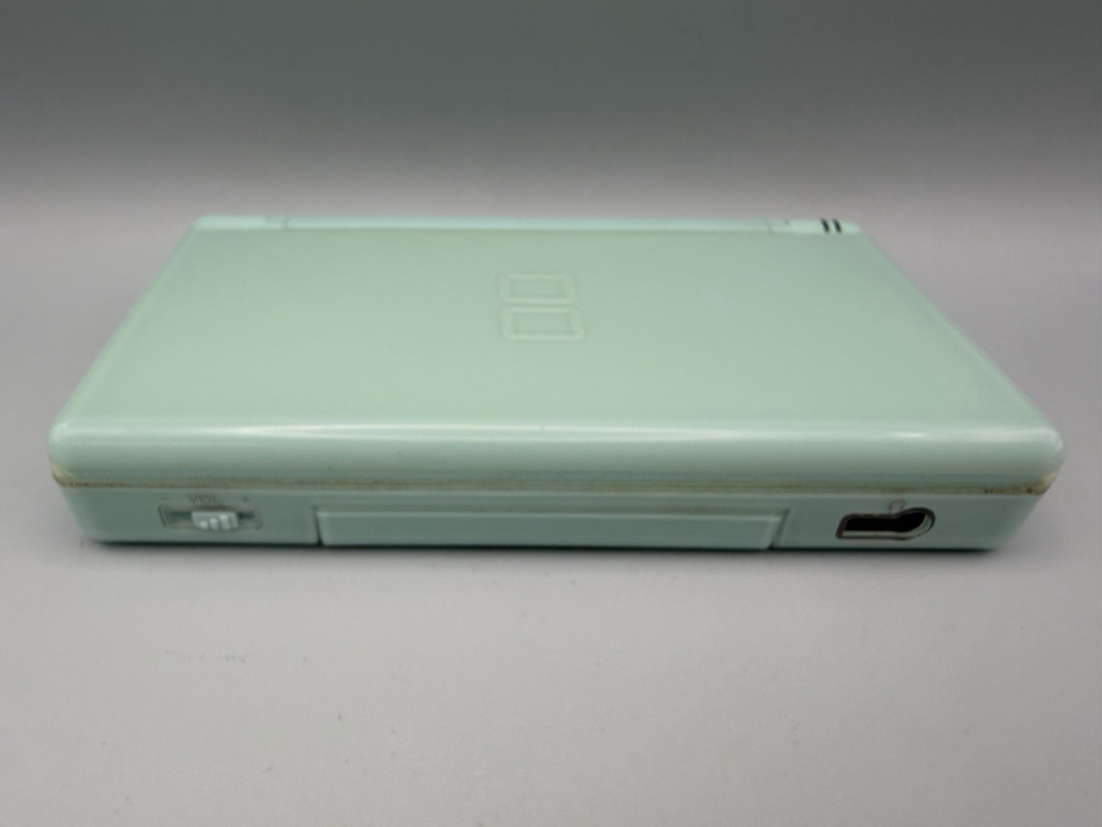 Nintendo DS Lite Console USG-001 Ice Blue with new charger