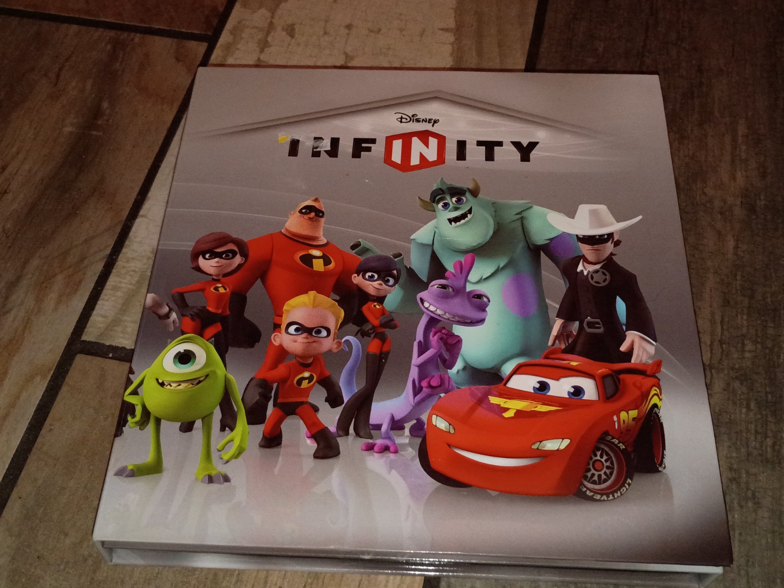 Disney Infinity Power Disc album with 4 disc Lot FREE SHIPPING!