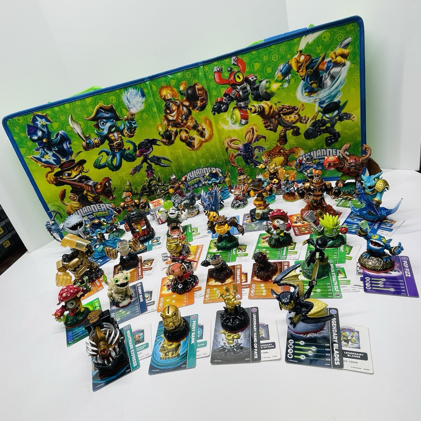 Skylanders Spyro Giants Swap Force LOT OF 40 Figures w/ Cards + Stickers + Case