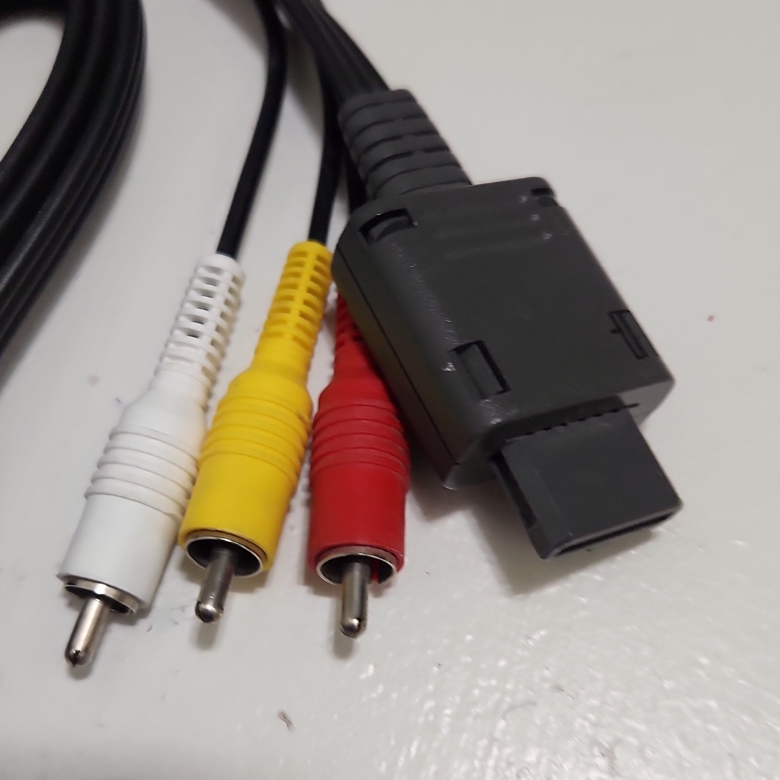 Nintendo 6ft Black Composite RCA AV Cable for Nintendo 64 & Super Nintendo SNES