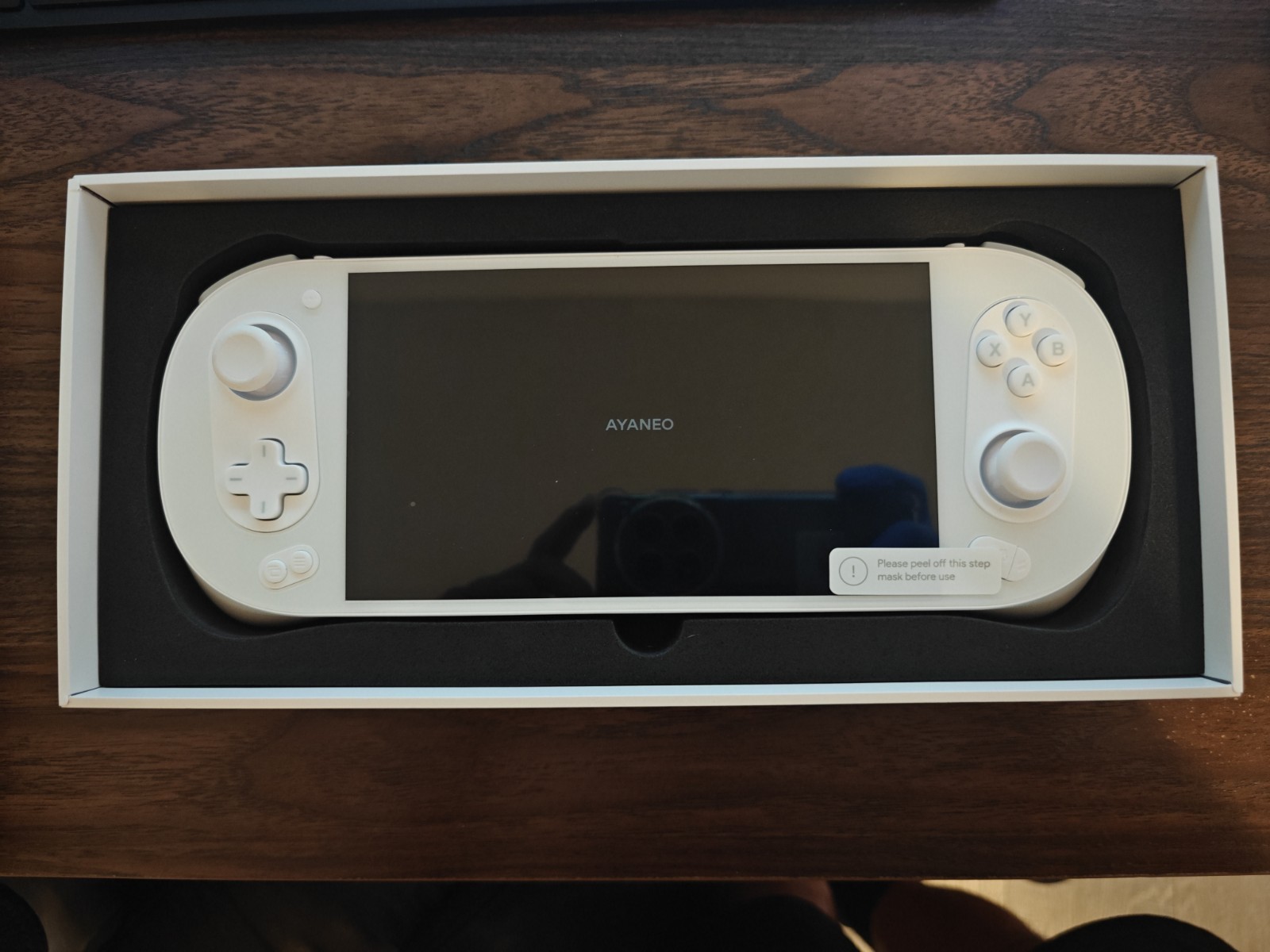 Pristine AYANEO Pocket EVO 7″ OLED 165Hz Sky White 8GB/128GB Android Handheld