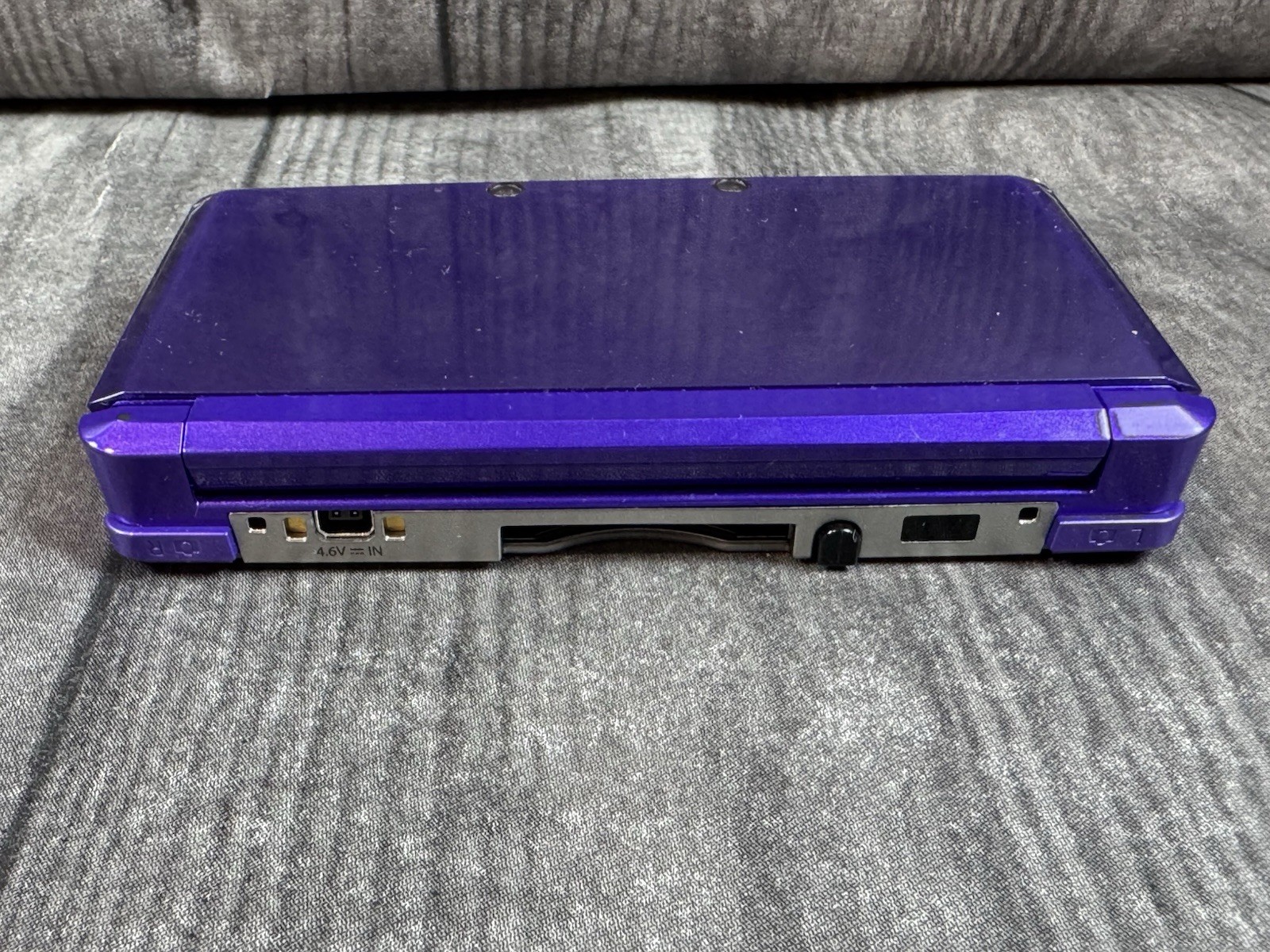 Nintendo 3DS Midnight Purple System CTR-001 Tested & Working W/ Stylus + Charger