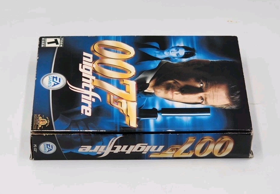 007 NightFire by EA Games – Complete in Box 2 CD Set W/Booklet – Free Shipping