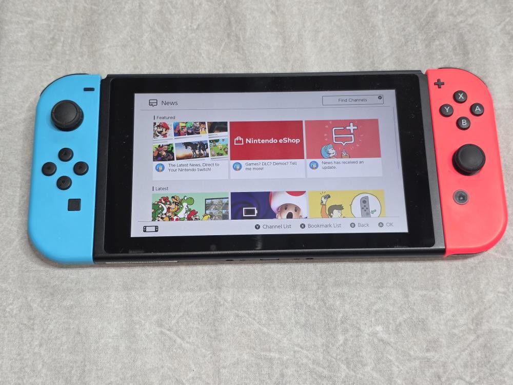 NINTENDO HAC-001 (-01) RED/BLUE – V2 (PIT007406)