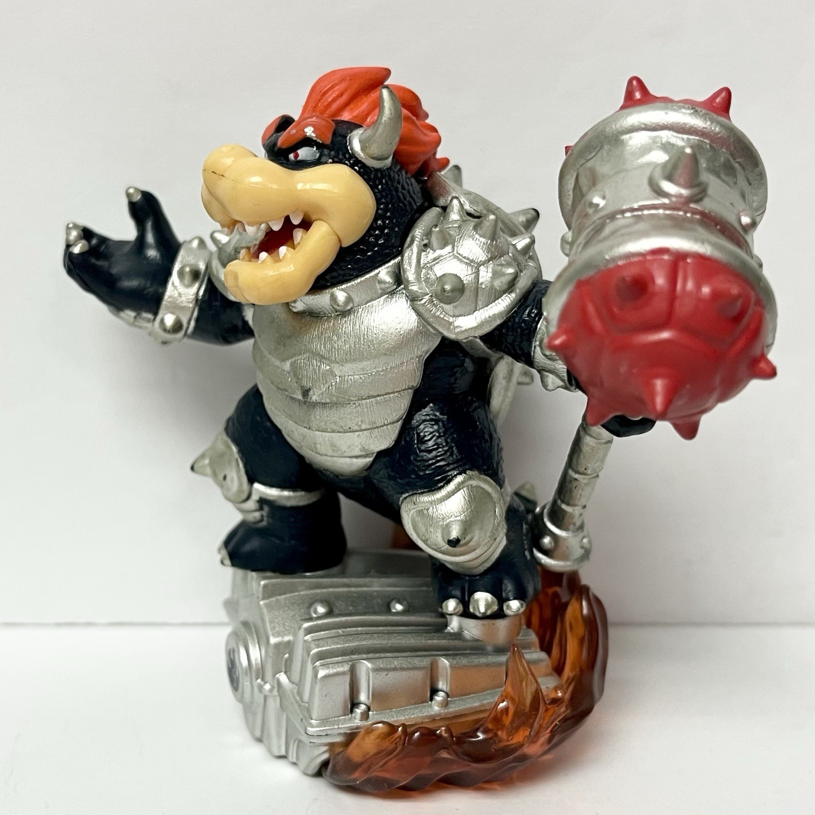 Skylanders Amiibo Dark Hammer Slam Bowser & Dark Clown Cruiser
