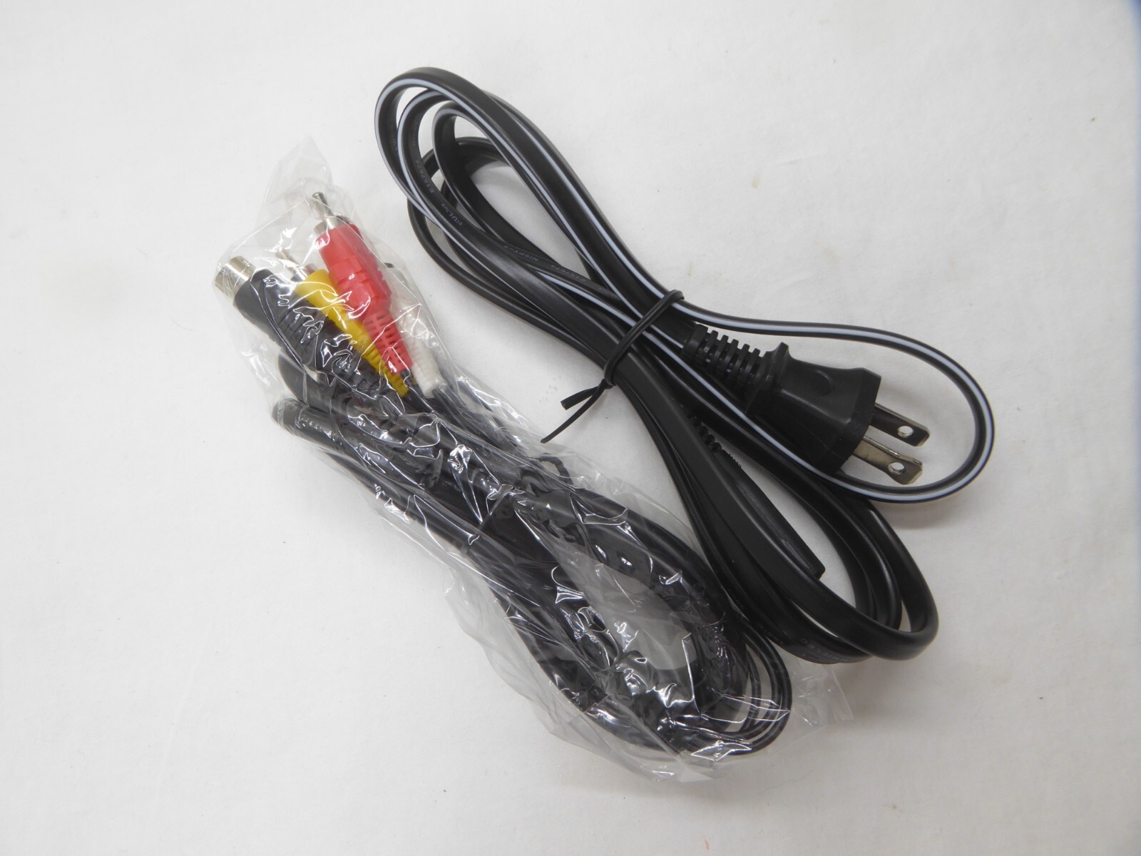Sega Saturn Av Audio Composite RCA cable and power cord 6′ NEW U.S. seller