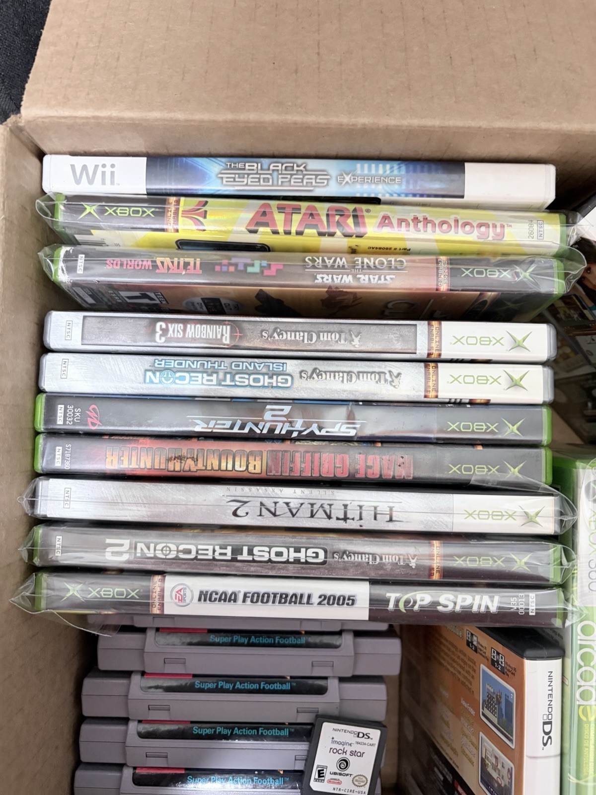LOT OF 28 Mixed Games, Xbox, DS, NES, SNES